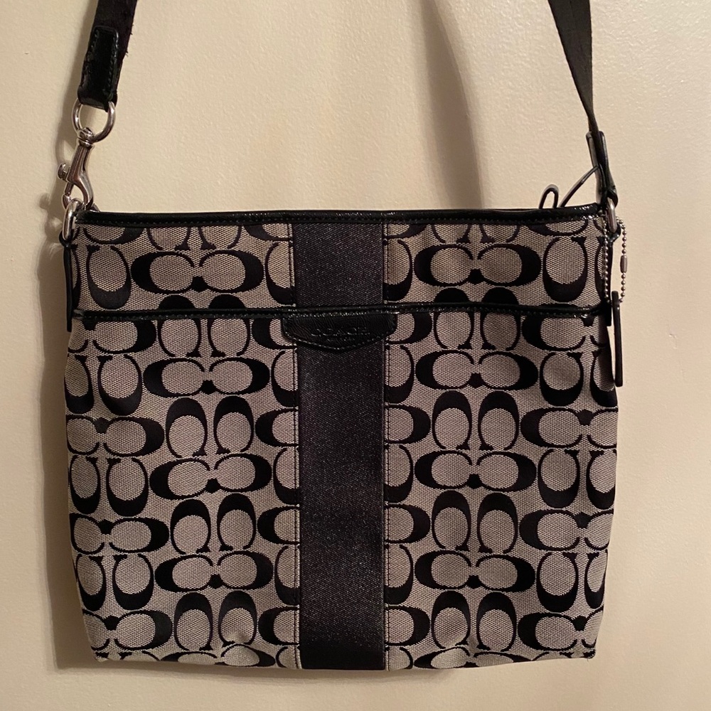 COACH crossbody purse great condition